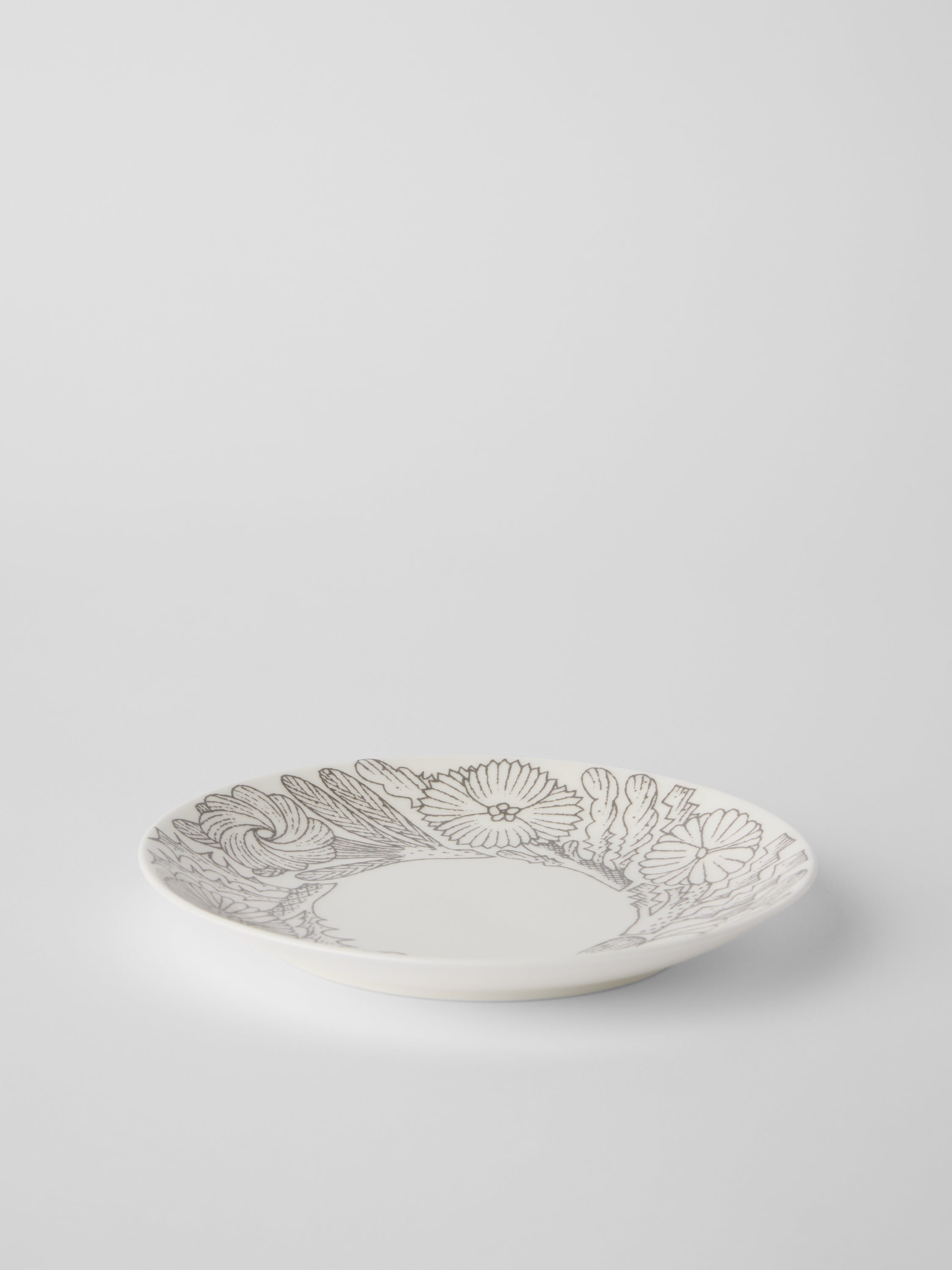 JUNI Svart, Tallrik 18 cm u bräm